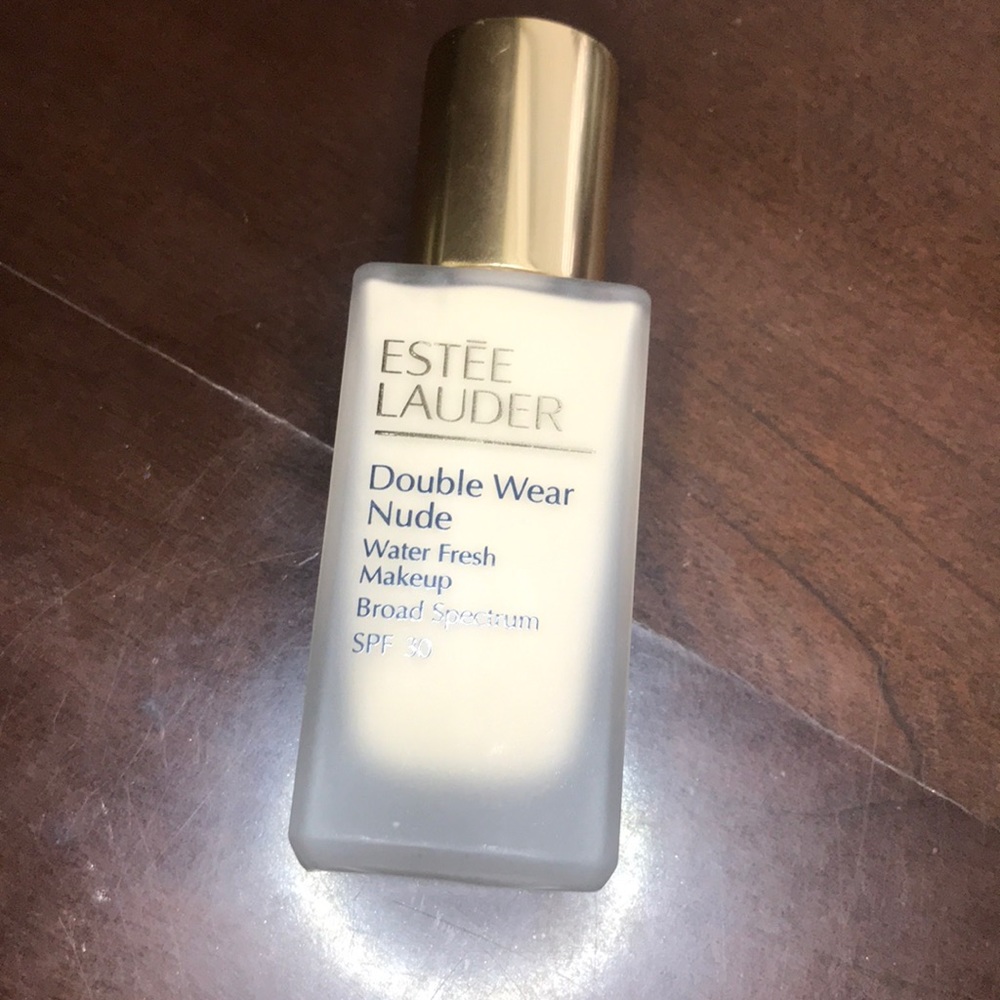 BOGO✨ Estée Lauder Double Wear Nude